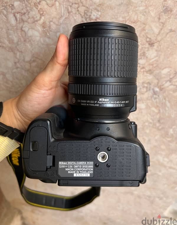 Nikon D5300 18-140mm (Like New) 5