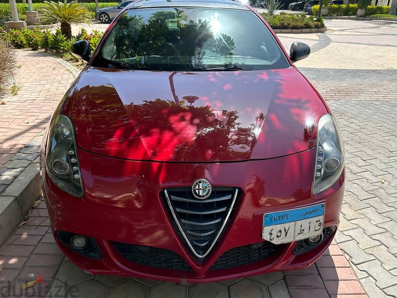 Alfa Romeo Giulietta 2015 1