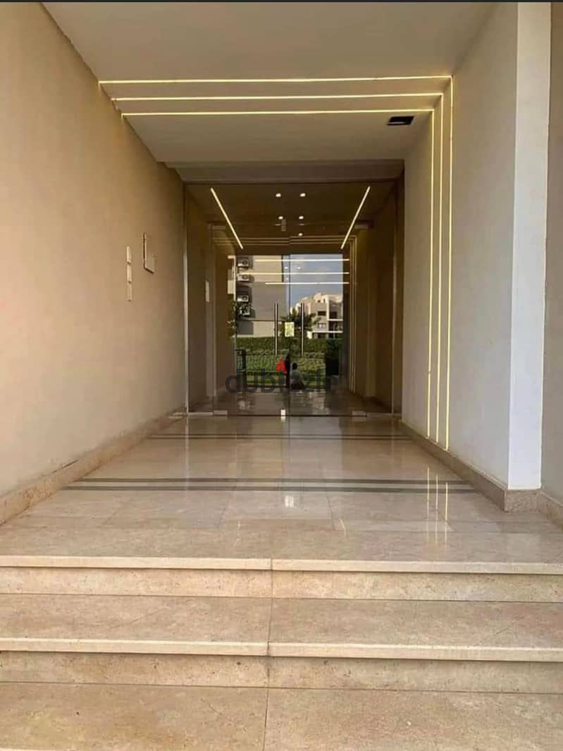 For fast sale, the last apartment, immediate receipt in Al Marasem Compound, in installments 6