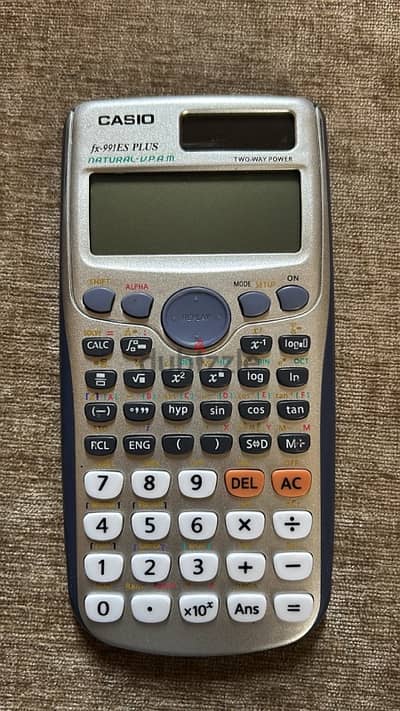 آله حاسبة ماركة كاسيو Casio fx 991 ES plus