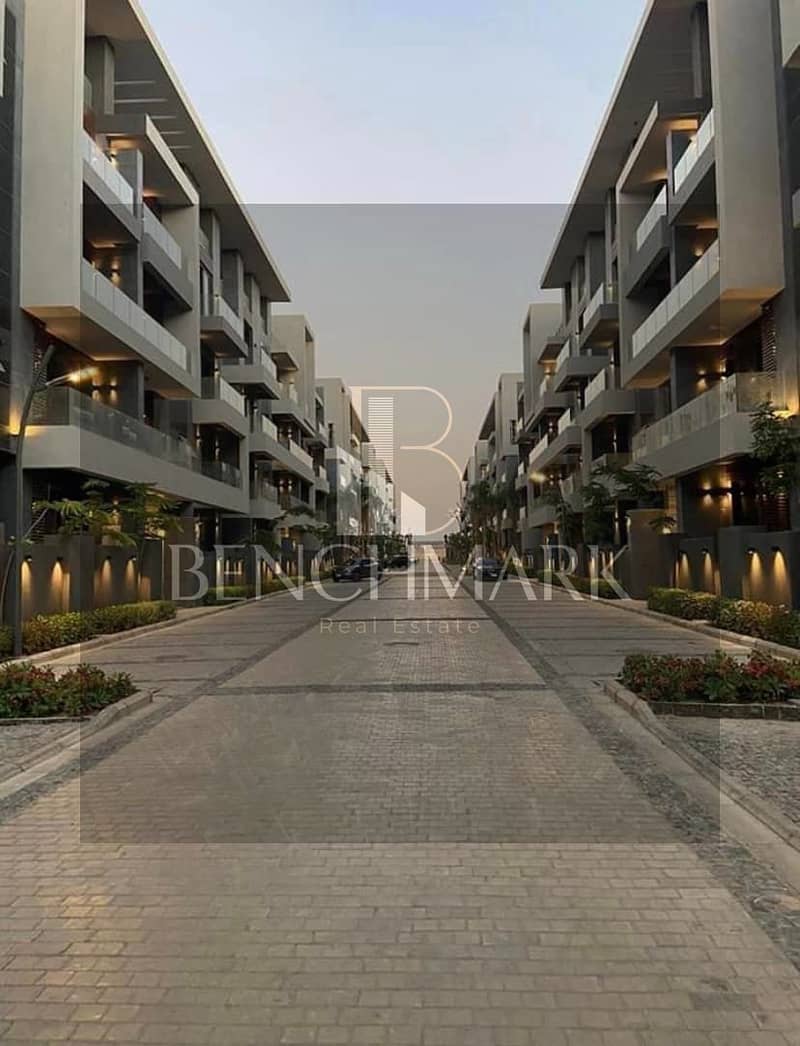 Garden duplex apartment 336 m for sale in La Vista Patio Sola El Shorouk compound on Suez Road in front of Madinaty with a 25% discount in installment 2