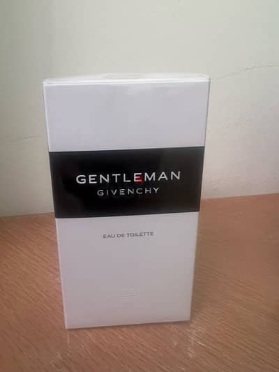 Gentleman Givenchy New