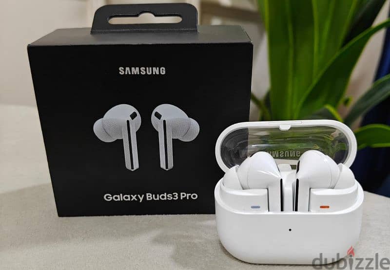 للبيع اير بودز سامسونج جلاكسي برو ٣  Galaxy Buds 3 pro 0