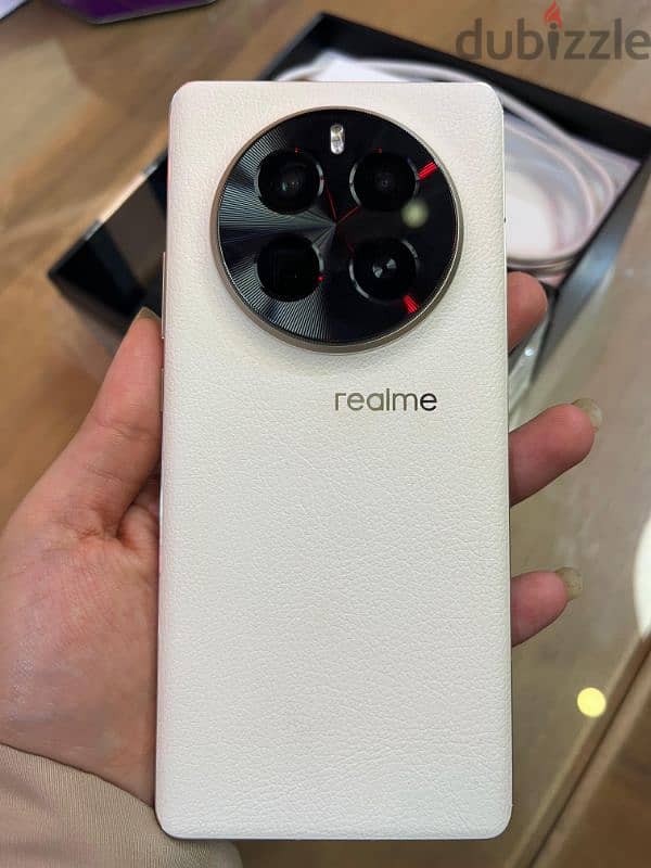 realme gt5 pro يعتبر زيرو 3