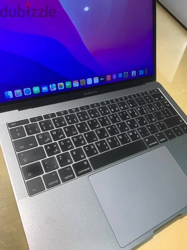 macbook pro 2017 non touch bar 3