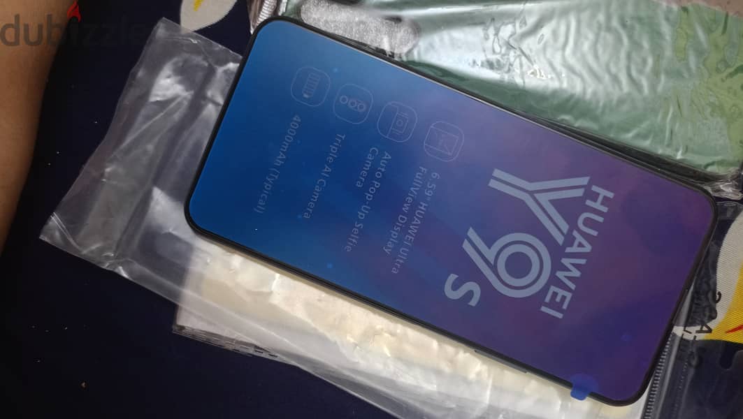 HUAWEI Y9s 3