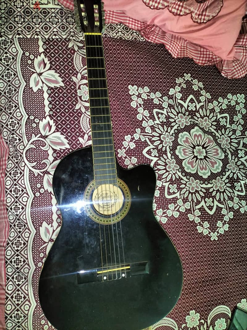 - Guitar جيتار استعمال مره 1