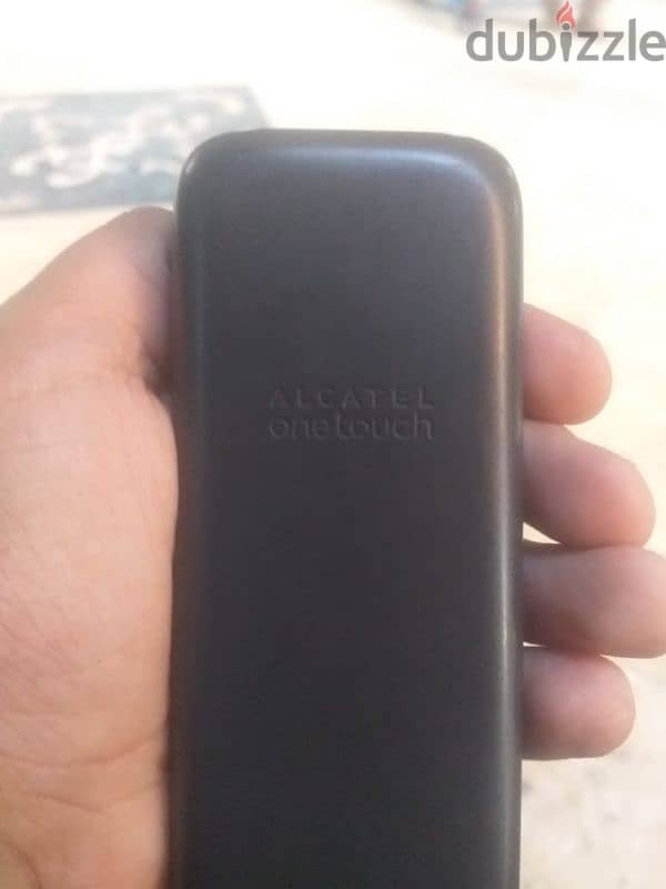 تليفون زراير نوع ALCATEL onelouch 1