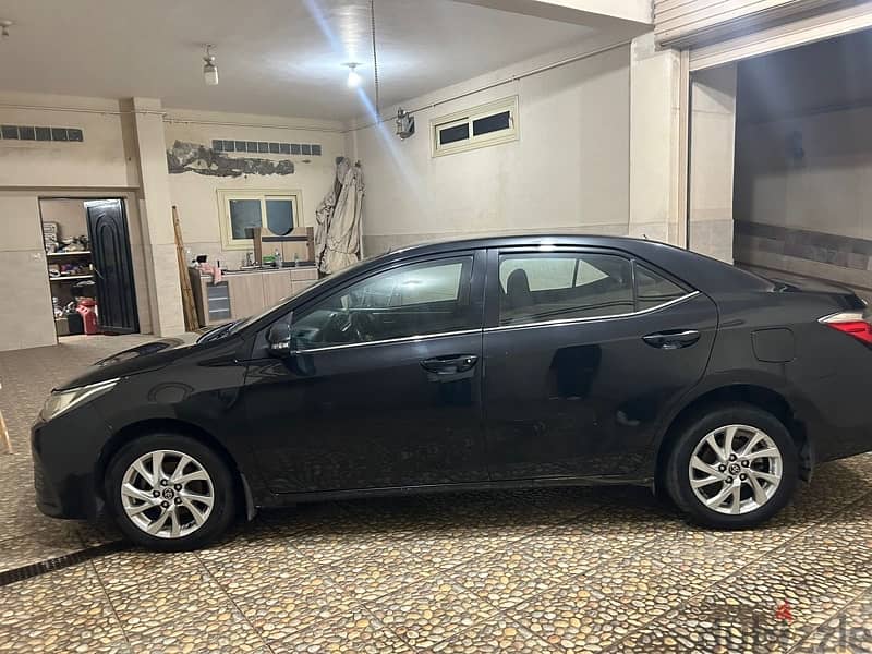 Toyota Corolla 2017 1