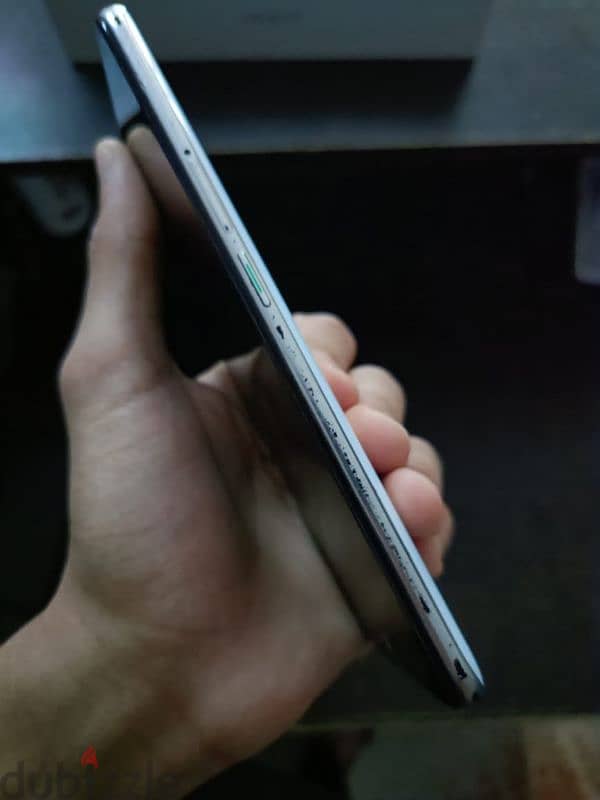 OPPO Reno 2f 6