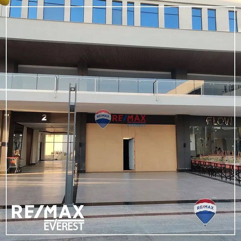 Commercial Unit For Rent In The Best Location In The 1st District -October -West Gate Mall 3