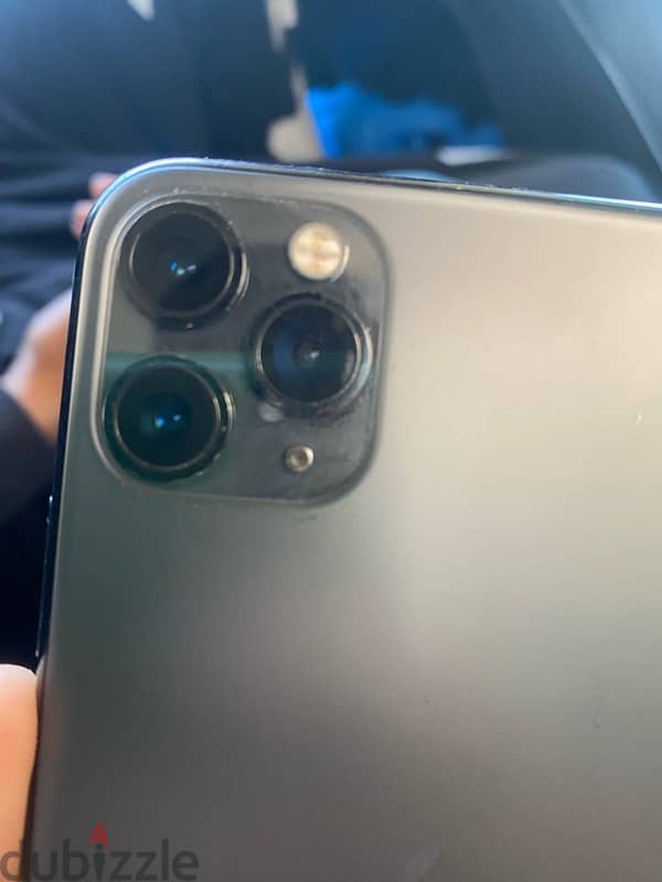 iPhone 11 pro max 4