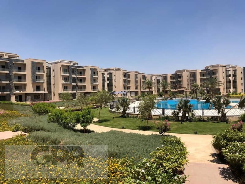 للبيع شقه جاهزه للستلام في كمبوند جاليريا مون فالي | For sale, a ready-to-move apartment in Galleria Moon Valley Compound 12