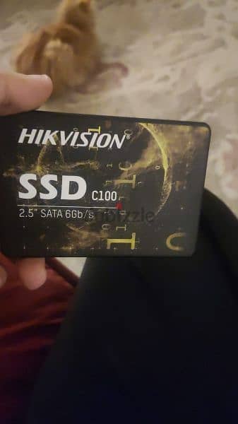 ssd hikvision 240 83% health