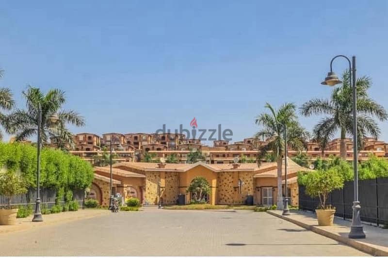 فيلا مستقلة للبيع أقل سعر فى الماركت بيراميدز ووك Villa For sale 13