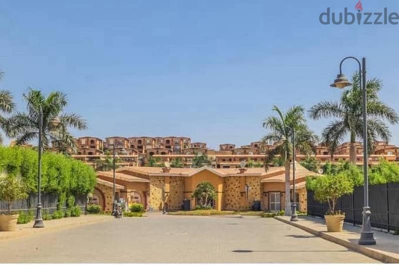 فيلا مستقلة للبيع أقل سعر فى الماركت بيراميدز ووك Villa For sale 14