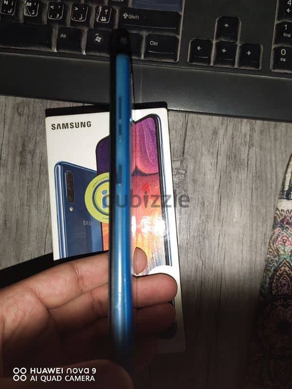 Samsung Galaxy A50 1