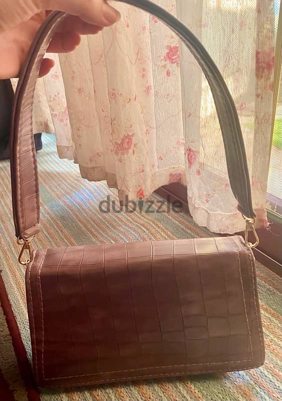 new hand bag شنطة جلد مستورد لم تستعمل نهائى 2