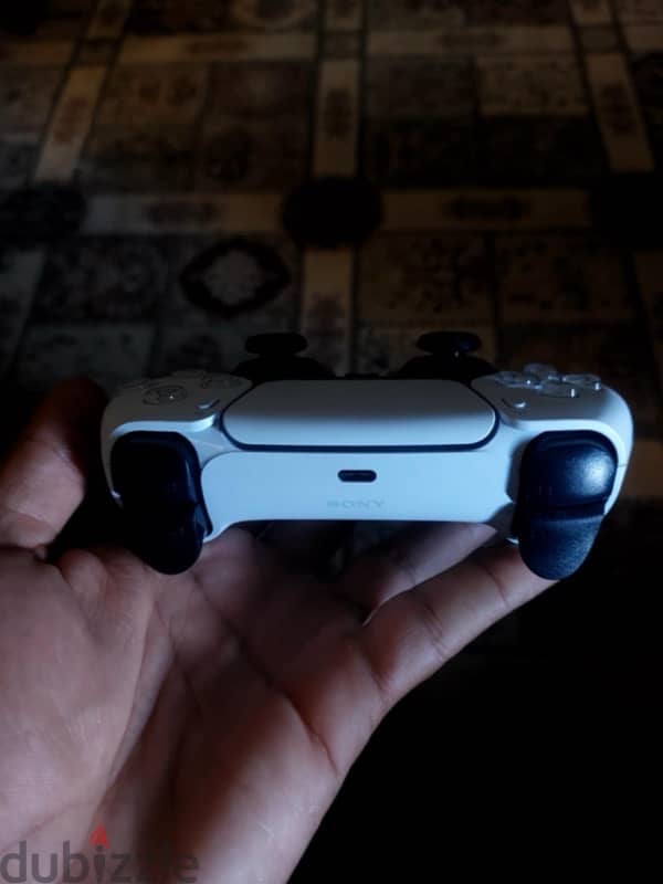 ps5 new for sale معاه دراع واحد الجهاز جديد ١ تيرا 1