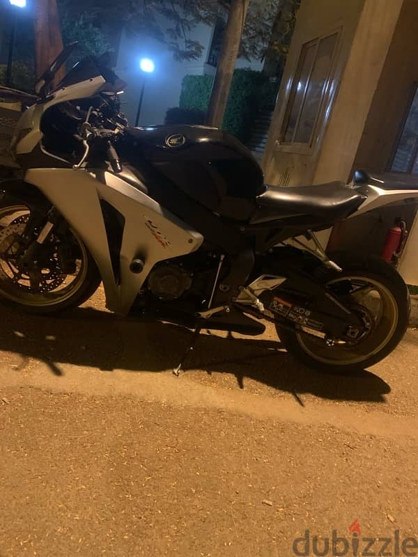 cbr 1000 2010 price for quick sale 3