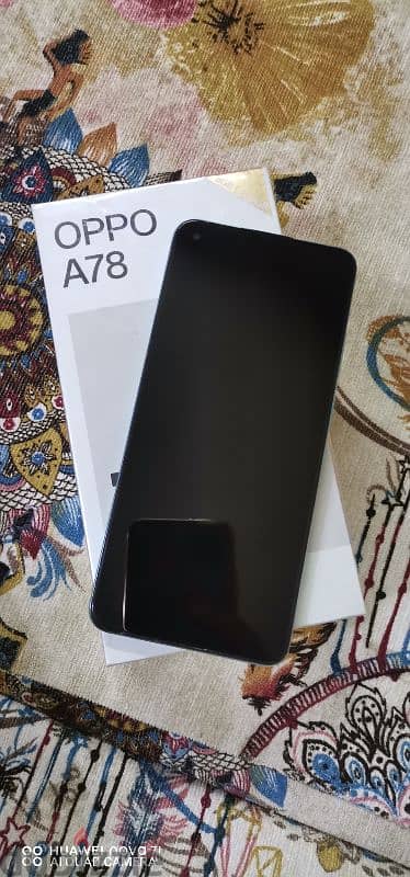 OPPO A78 1