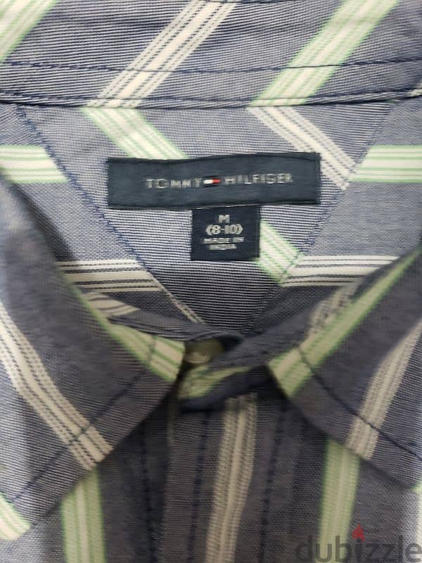 2 قميص Tommy Hilfiger أولادي 4