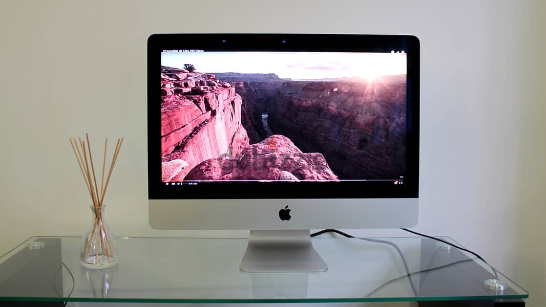 iMac 21.5-inch Late 2015 4