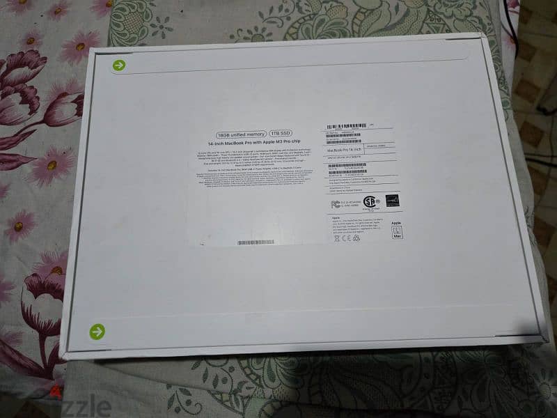 macbook pro m3 14inch 1