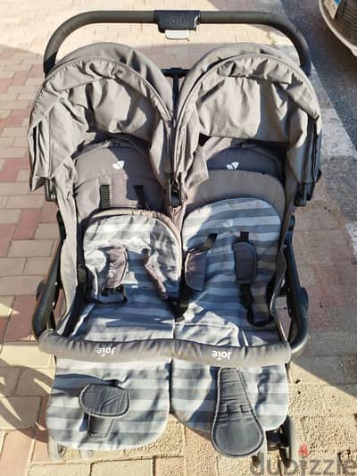 joie air twin stroller عربة اطفال توام