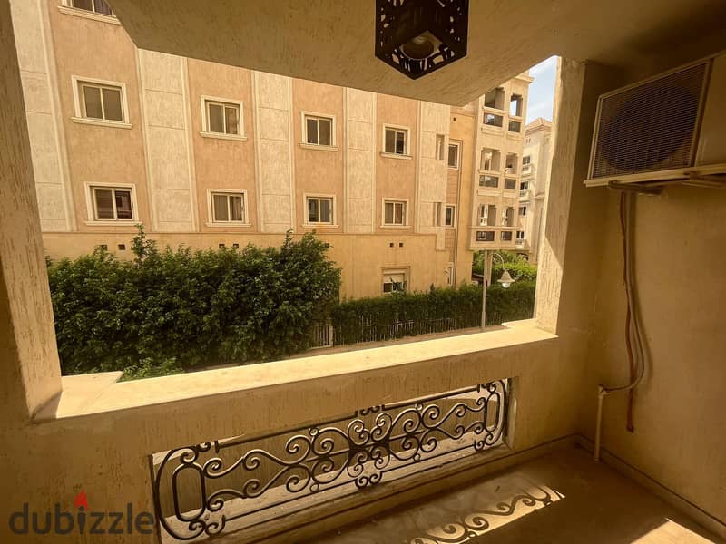 Furnished apartment for rent with kitchen and air conditioners in Laila Compound in the first settlement 4