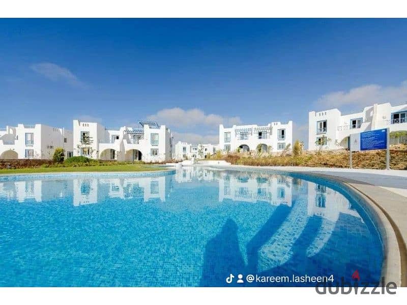 Twin house 4BDR + POOL Ready to move prime location in Ras el Hekma 10