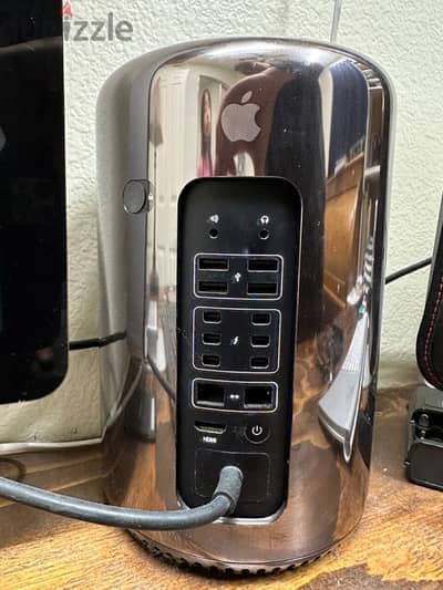 Mac Pro Cylinder late 2013