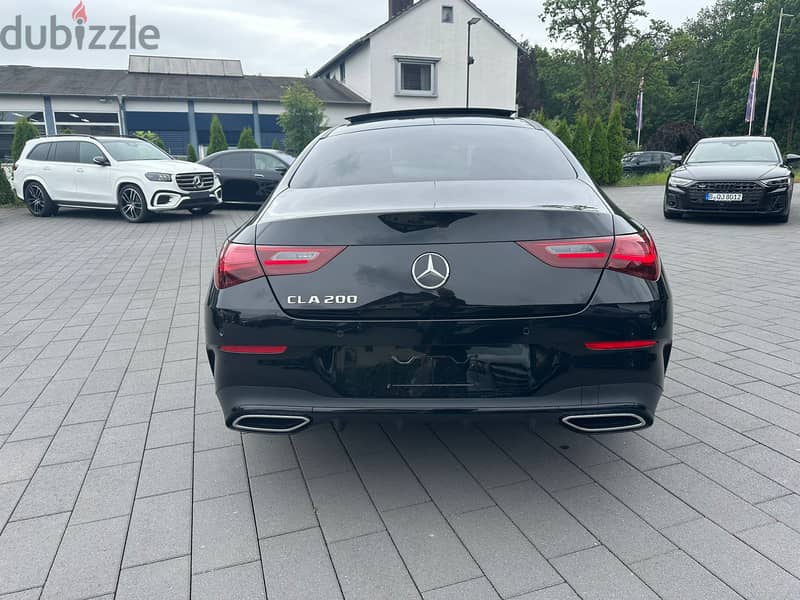 Mercedes-Benz CLA 200 2025 4