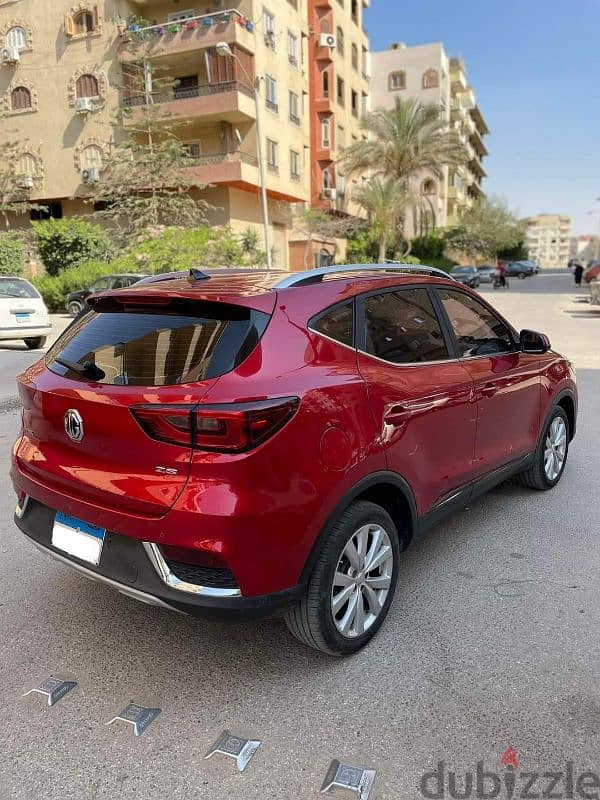 mg zs للايجار 1