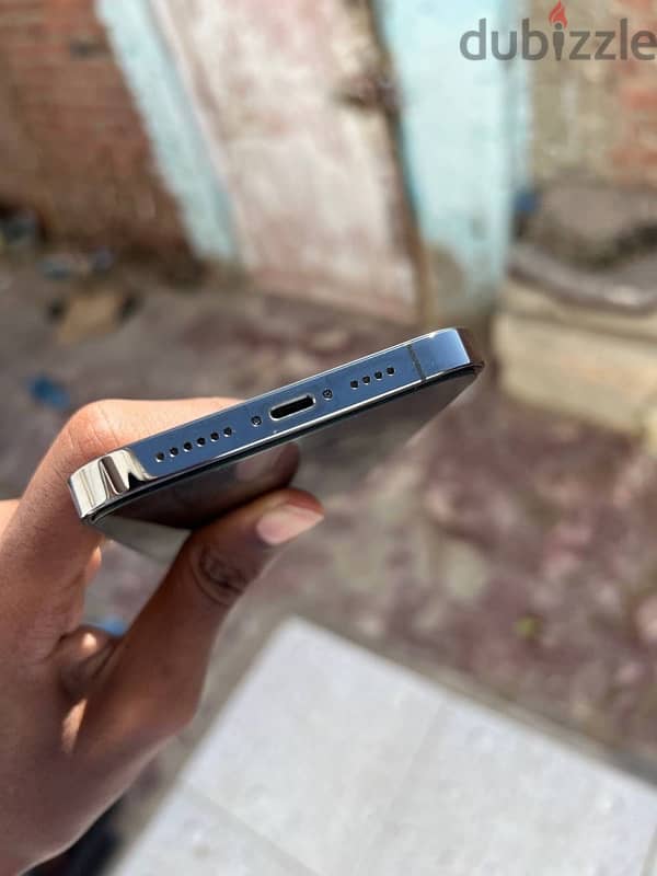 IPhone 13 Pro max  خطيين 4