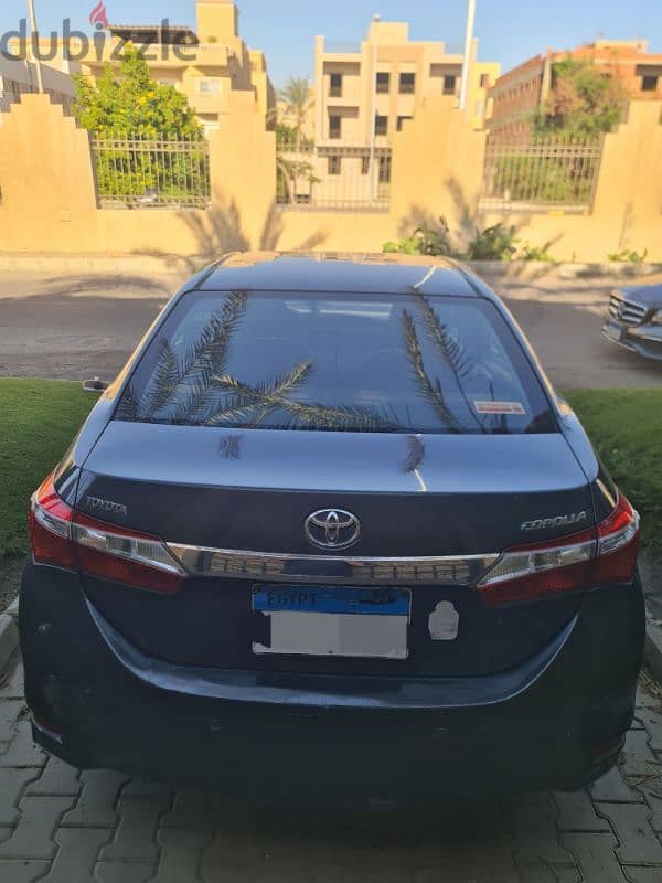 Toyota Corolla 2015 3