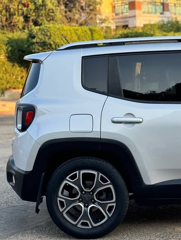 جيب رينجيد توب لاين jeep. . renegade. . 2016. . topline. . 12