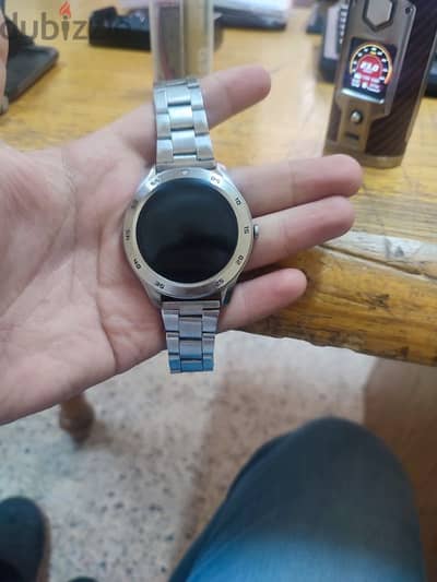 DT smart watch ساعه سمارت بحاله ممتازه