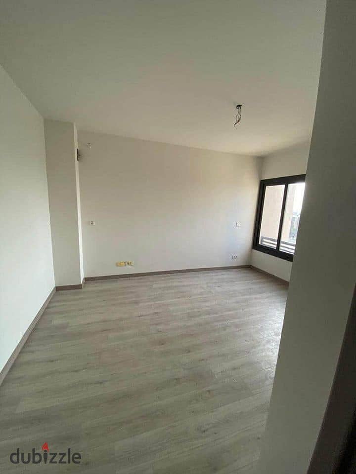 Apartment for sale in El Shorouk, next to the International Medical Center - immediate receipt - super luxurious finishing 2