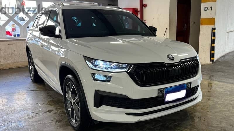 Skoda Kodiaq Sport-line 2023 14.000 km All fabric Wakeel 0