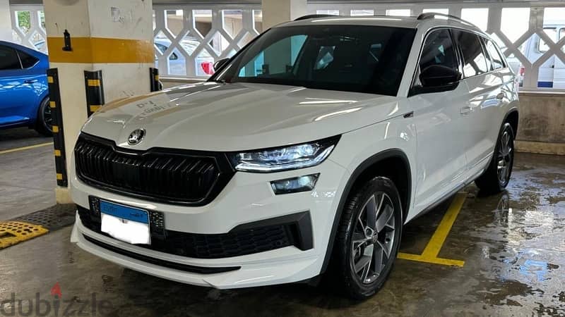 Skoda Kodiaq Sport-line 2023 14.000 km All fabric Wakeel 1