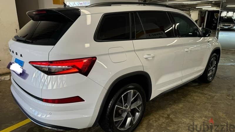 Skoda Kodiaq Sport-line 2023 14.000 km All fabric Wakeel 3