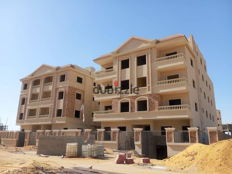 Own your apartment in Beit Al Watan, Fifth Settlement, at a discount. The price per square meter is 2000 pounds. Offer for a limited period. The apart 4