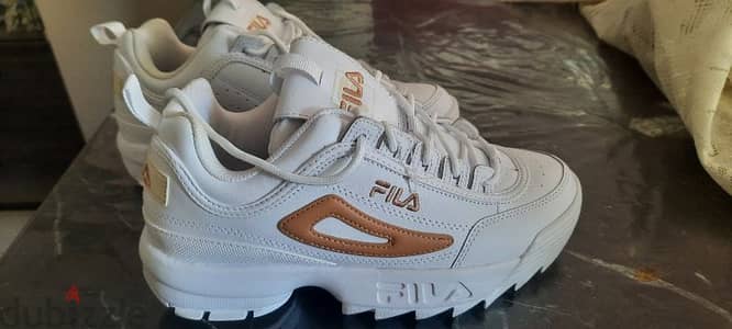 سنيكرز fila اورجينال وارد من ايطاليا