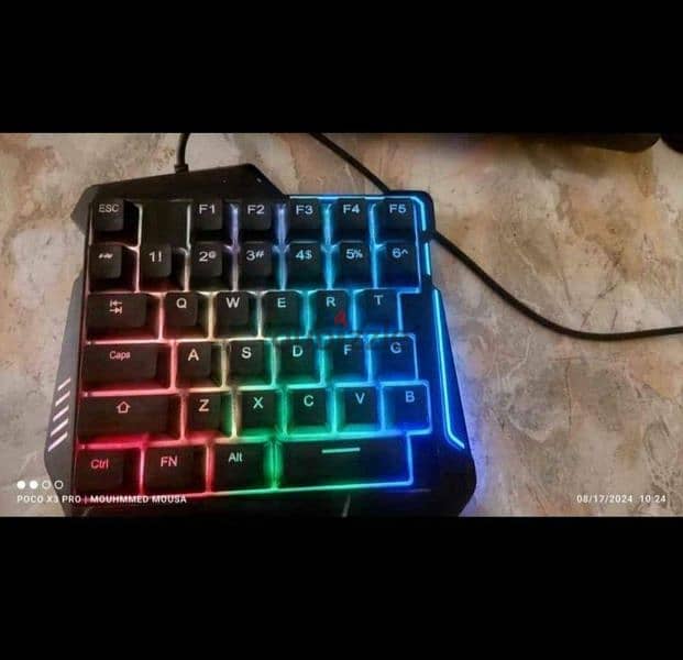 half keyboard العاب 0