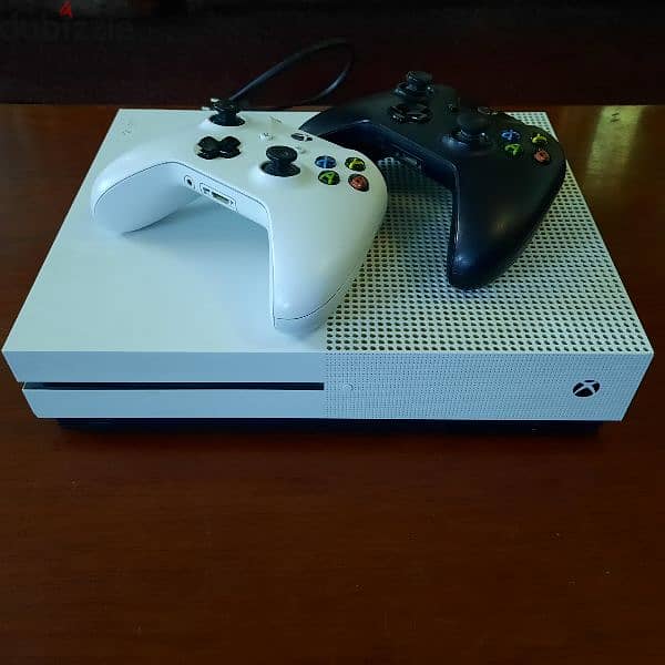 Xbox 1s 1