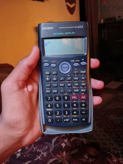 CASIO fx-82ES آله حاسبة للبيع