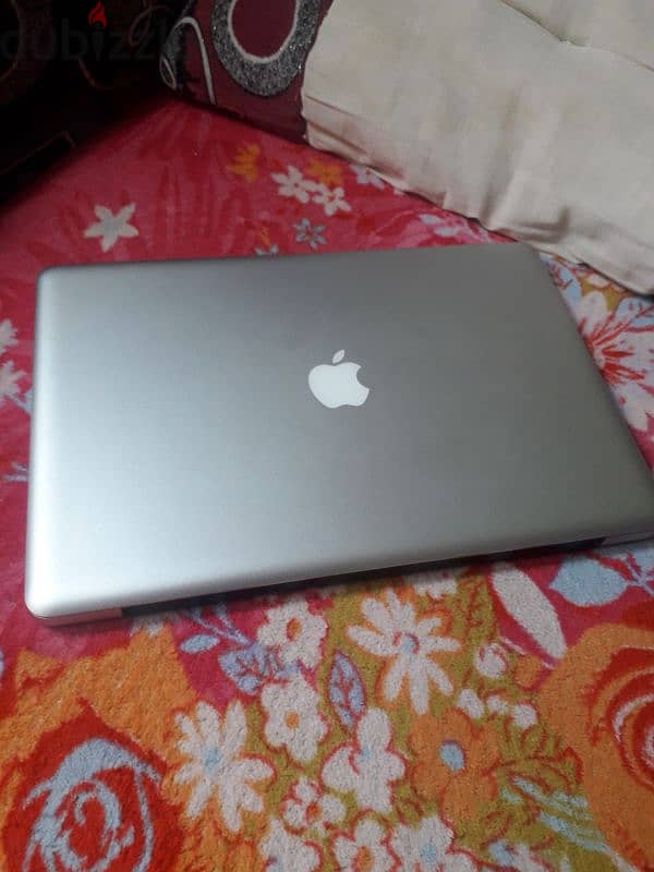 Mac Book Pro 1