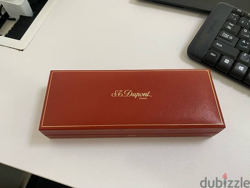 S. T Dupont Fountain Pen18K Gold Nib 1