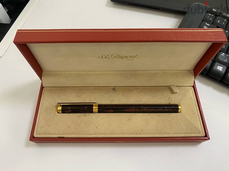 S. T Dupont Fountain Pen18K Gold Nib 2